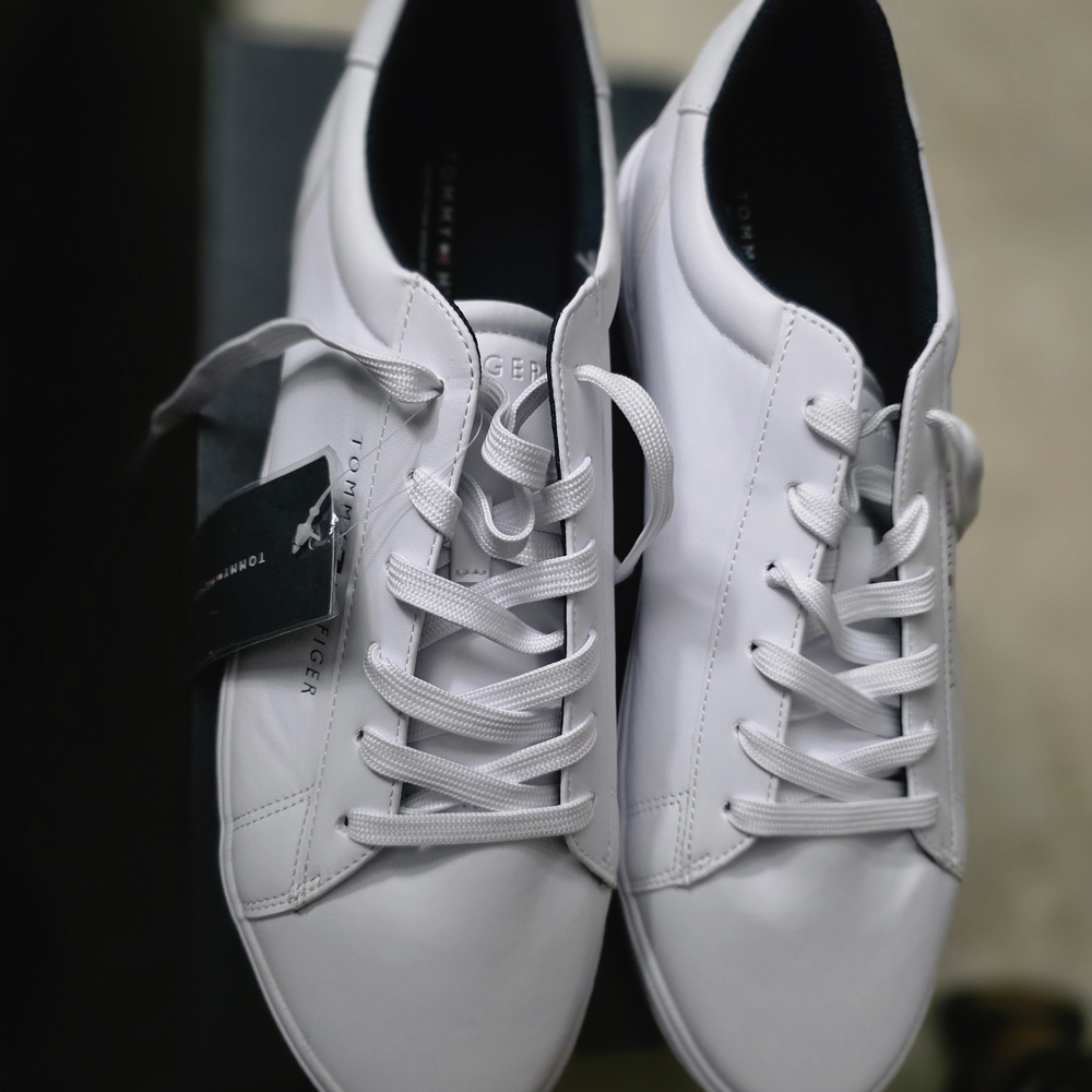 Tommy Hilfiger Men's White Lace-Up Sneakers